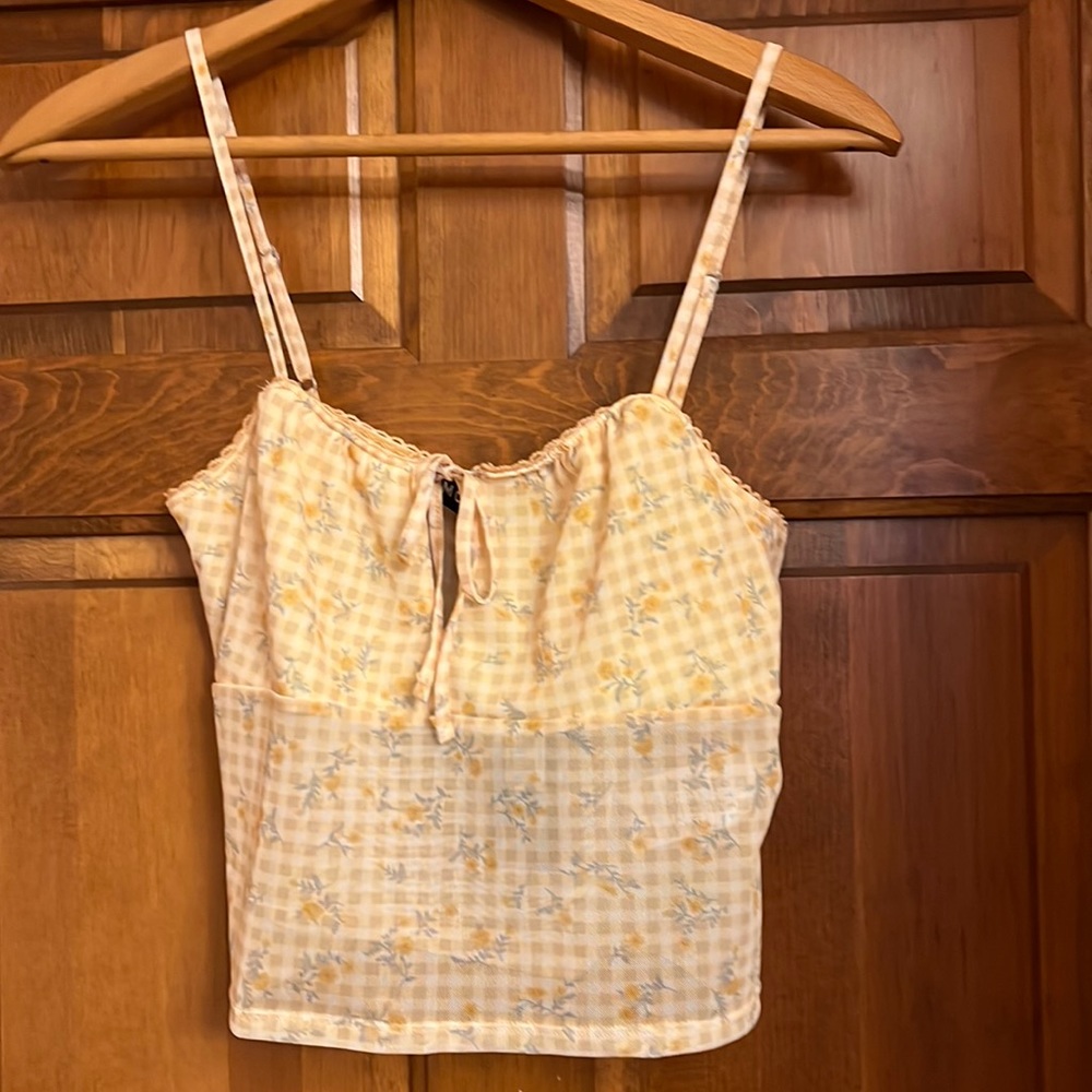 NWT tiava top gingham floral, M